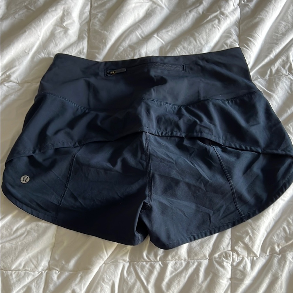 NWOT Lululemon shorts